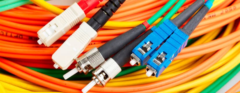 tipos de cabos de fibra óptica